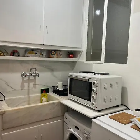 Apartment In Афины Экстерьер фото